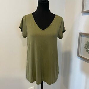 Never Worn! Tahari Cut Out Tee